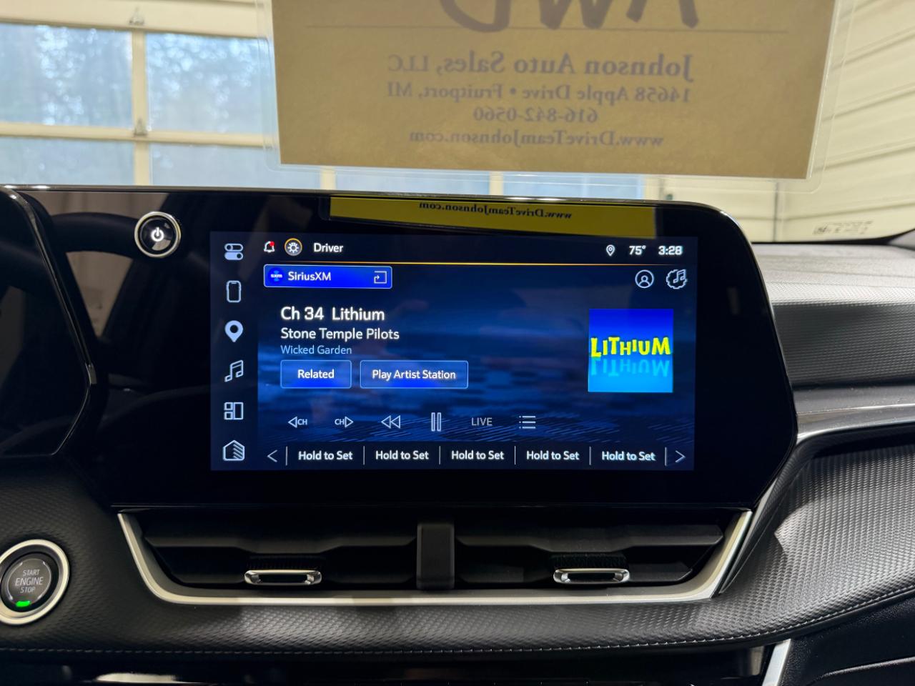 Chevrolet Equinox AWD 4dr LT w/2LT 2025