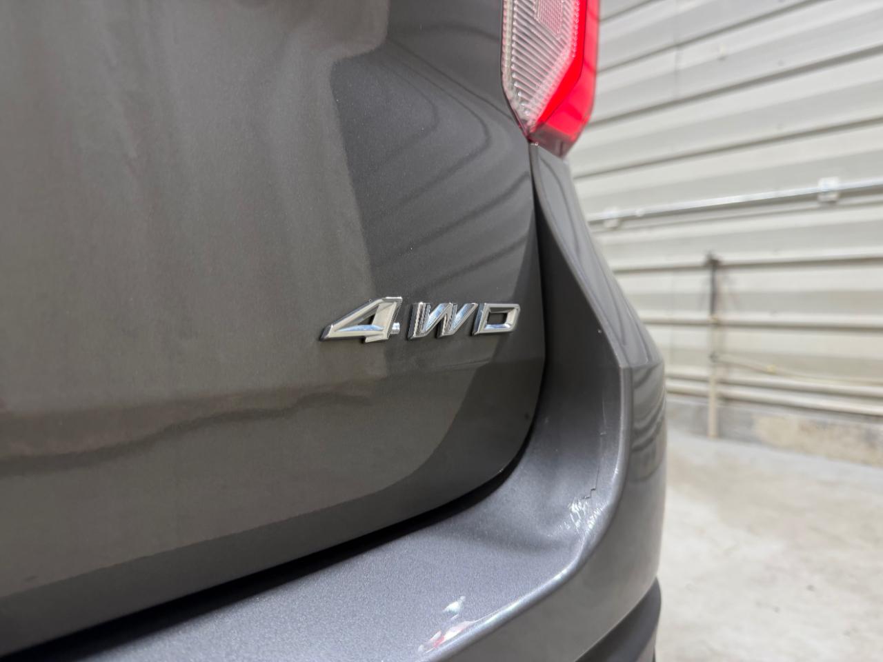 Ford Explorer Base 4WD 2021