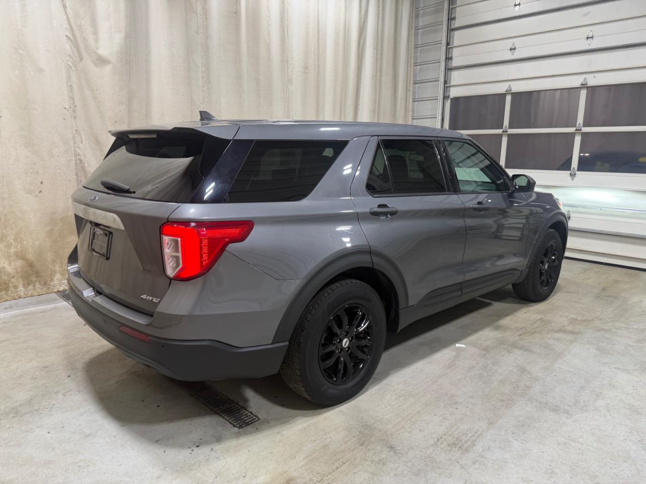 Ford Explorer Base 4WD 2021