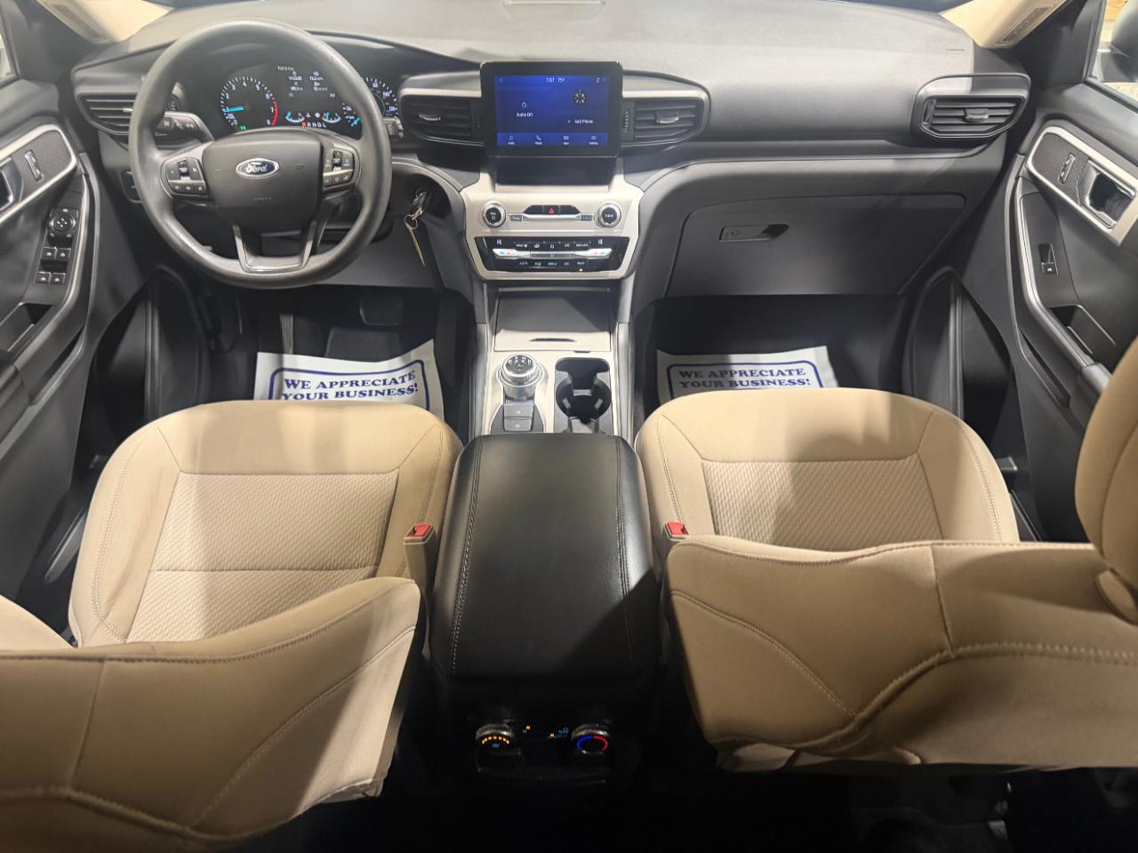 Ford Explorer Base 4WD 2021