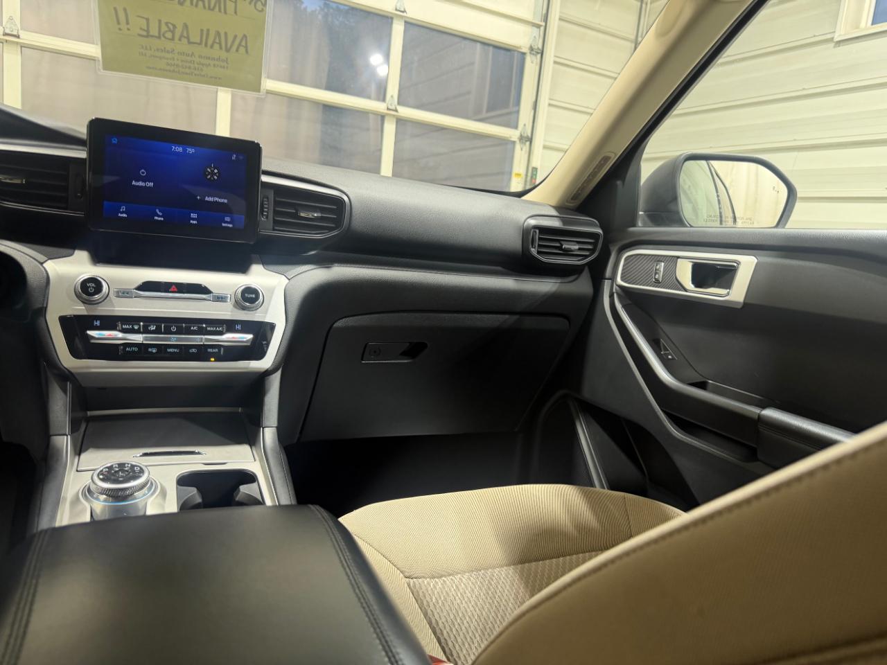 Ford Explorer Base 4WD 2021