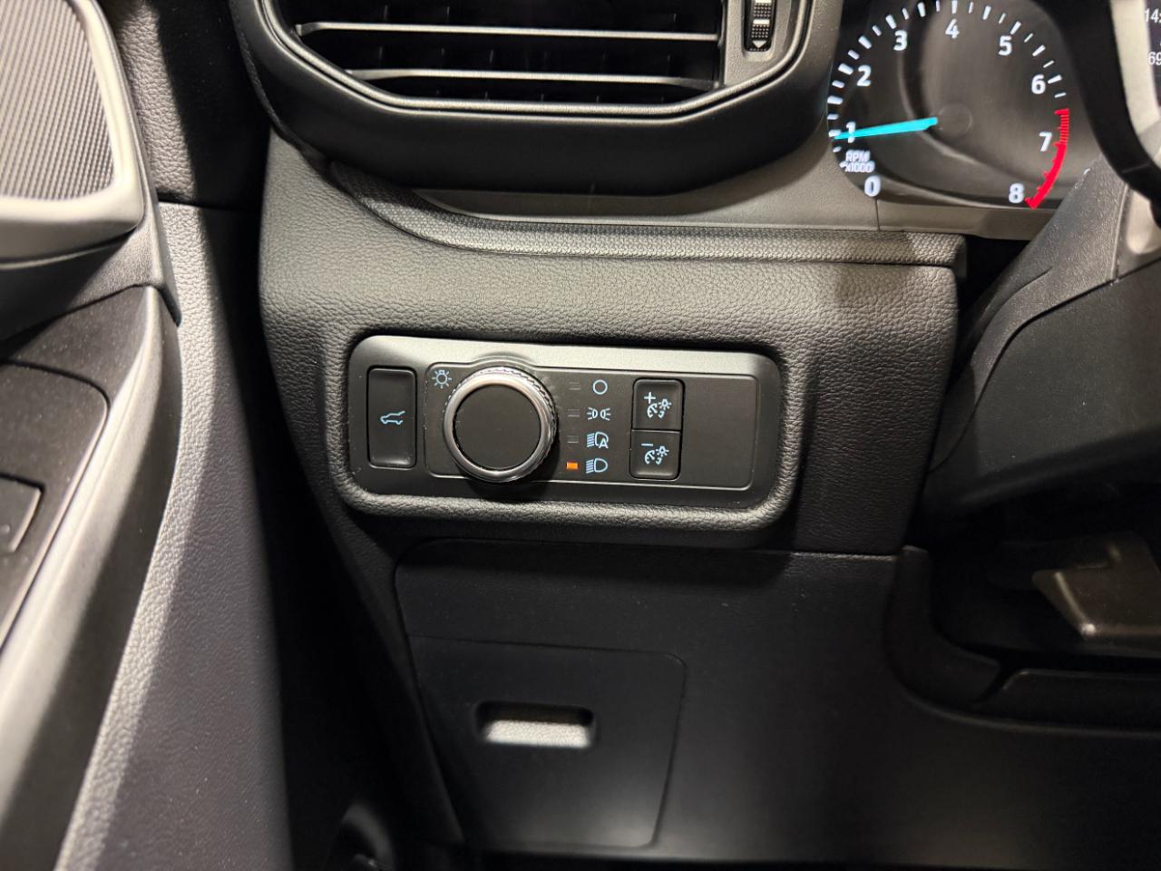 Ford Explorer Base 4WD 2021