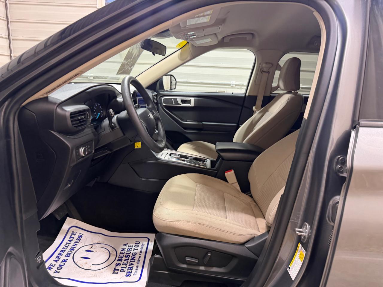 Ford Explorer Base 4WD 2021