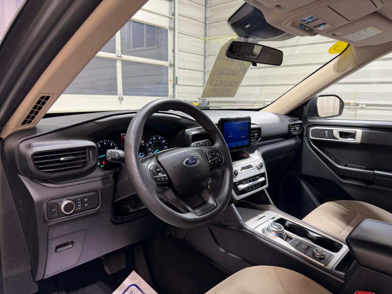 Ford Explorer Base 4WD 2021