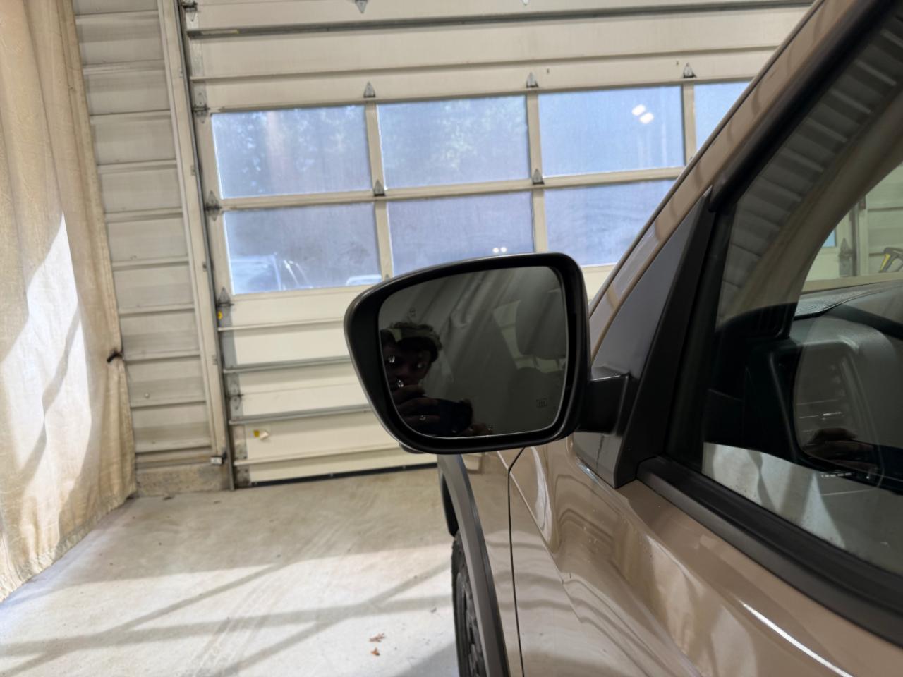 Nissan Frontier Crew Cab 4x4 PRO-4X Auto 2023