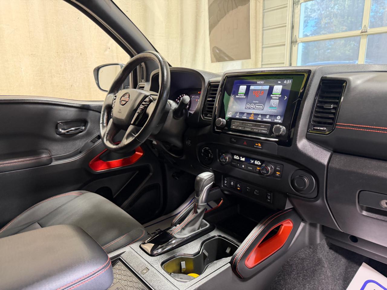 Nissan Frontier Crew Cab 4x4 PRO-4X Auto 2023