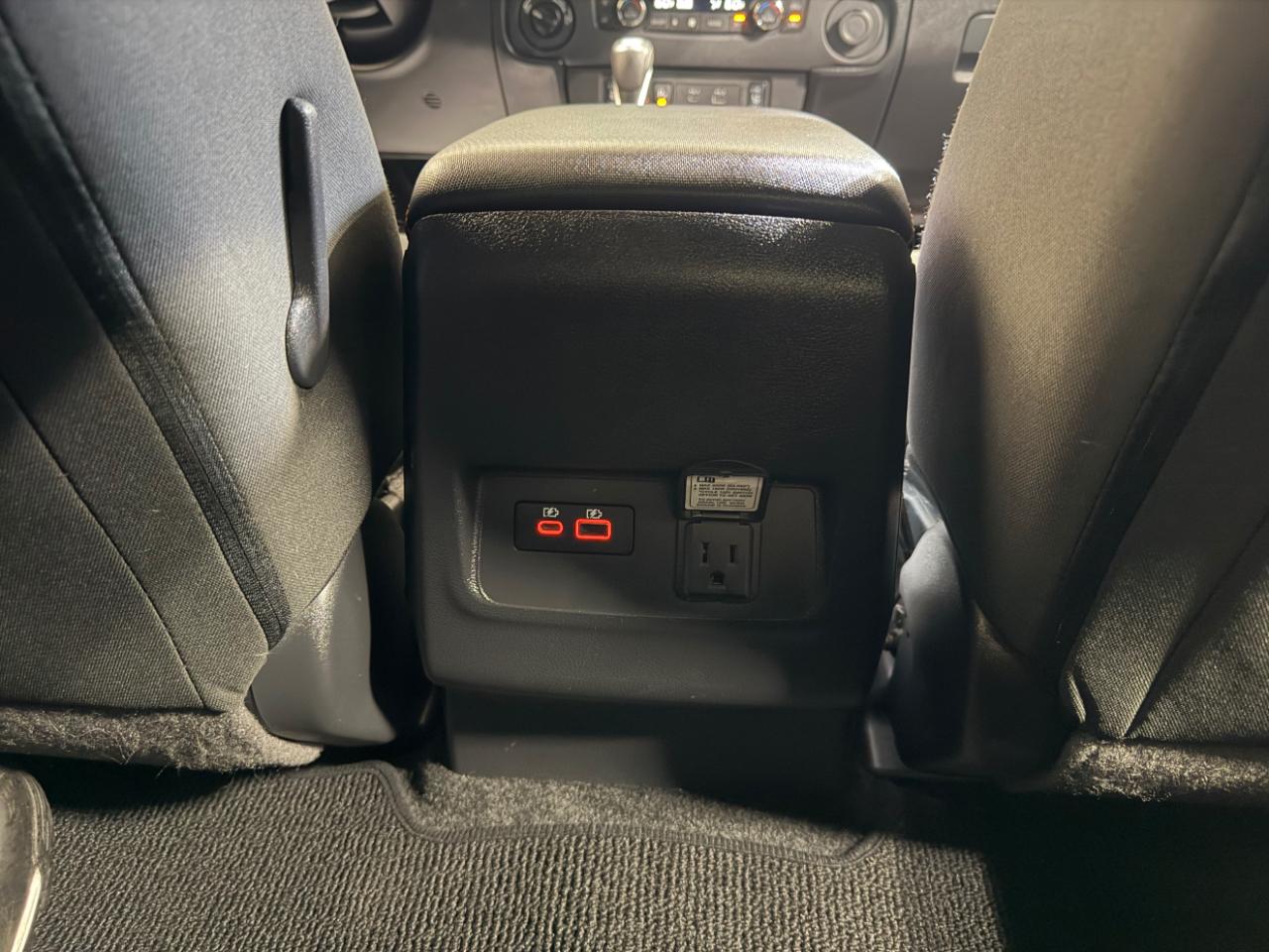 Nissan Frontier Crew Cab 4x4 PRO-4X Auto 2023