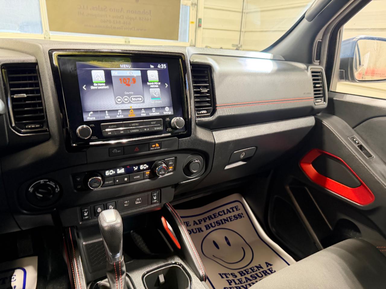 Nissan Frontier Crew Cab 4x4 PRO-4X Auto 2023