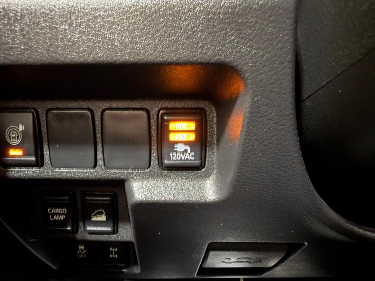 Nissan Frontier Crew Cab 4x4 PRO-4X Auto 2023