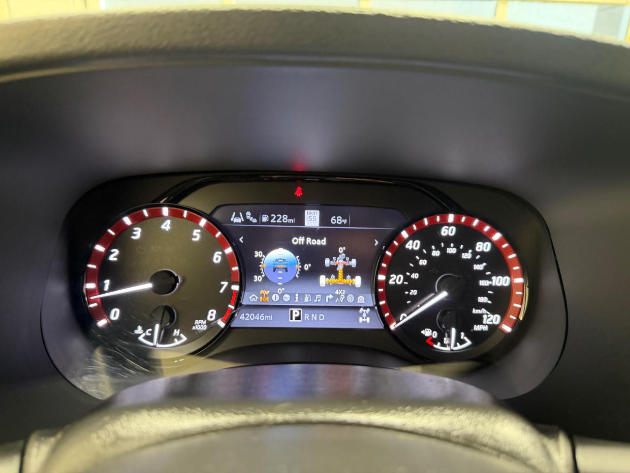Nissan Frontier Crew Cab 4x4 PRO-4X Auto 2023