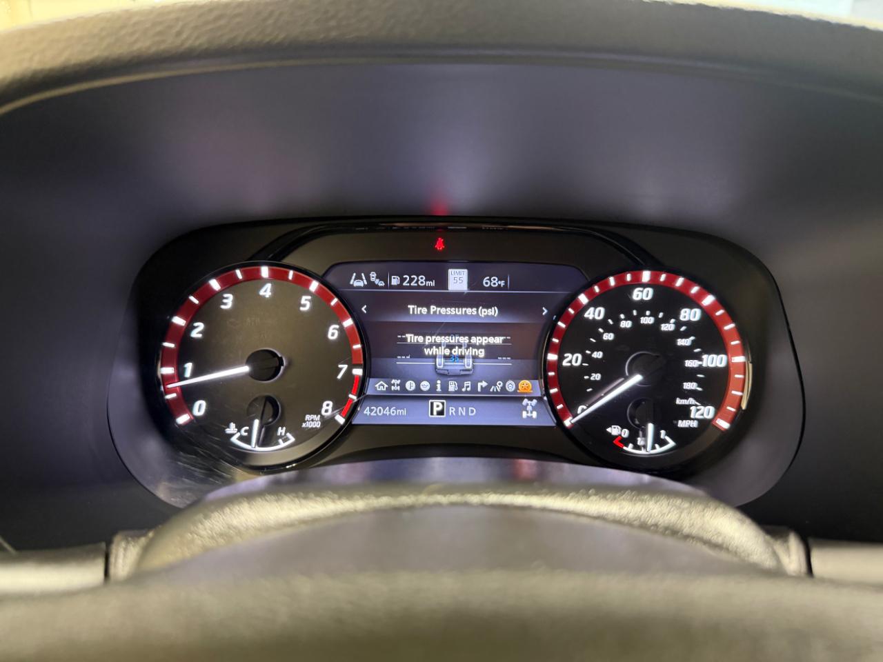 Nissan Frontier Crew Cab 4x4 PRO-4X Auto 2023