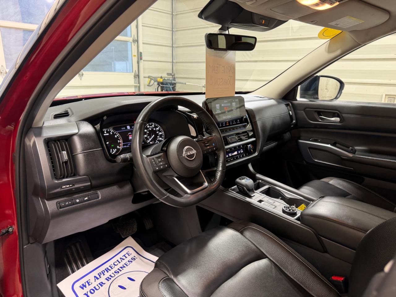 Nissan Pathfinder SL 4WD 2023