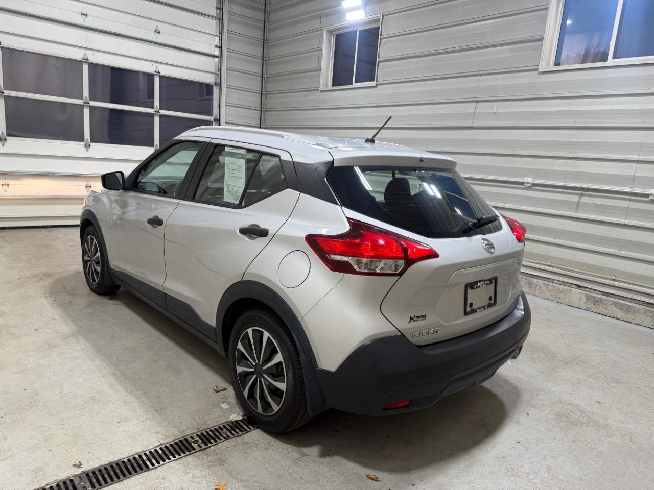Nissan Kicks S FWD 2019