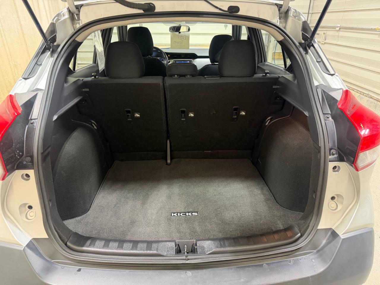 Nissan Kicks S FWD 2019