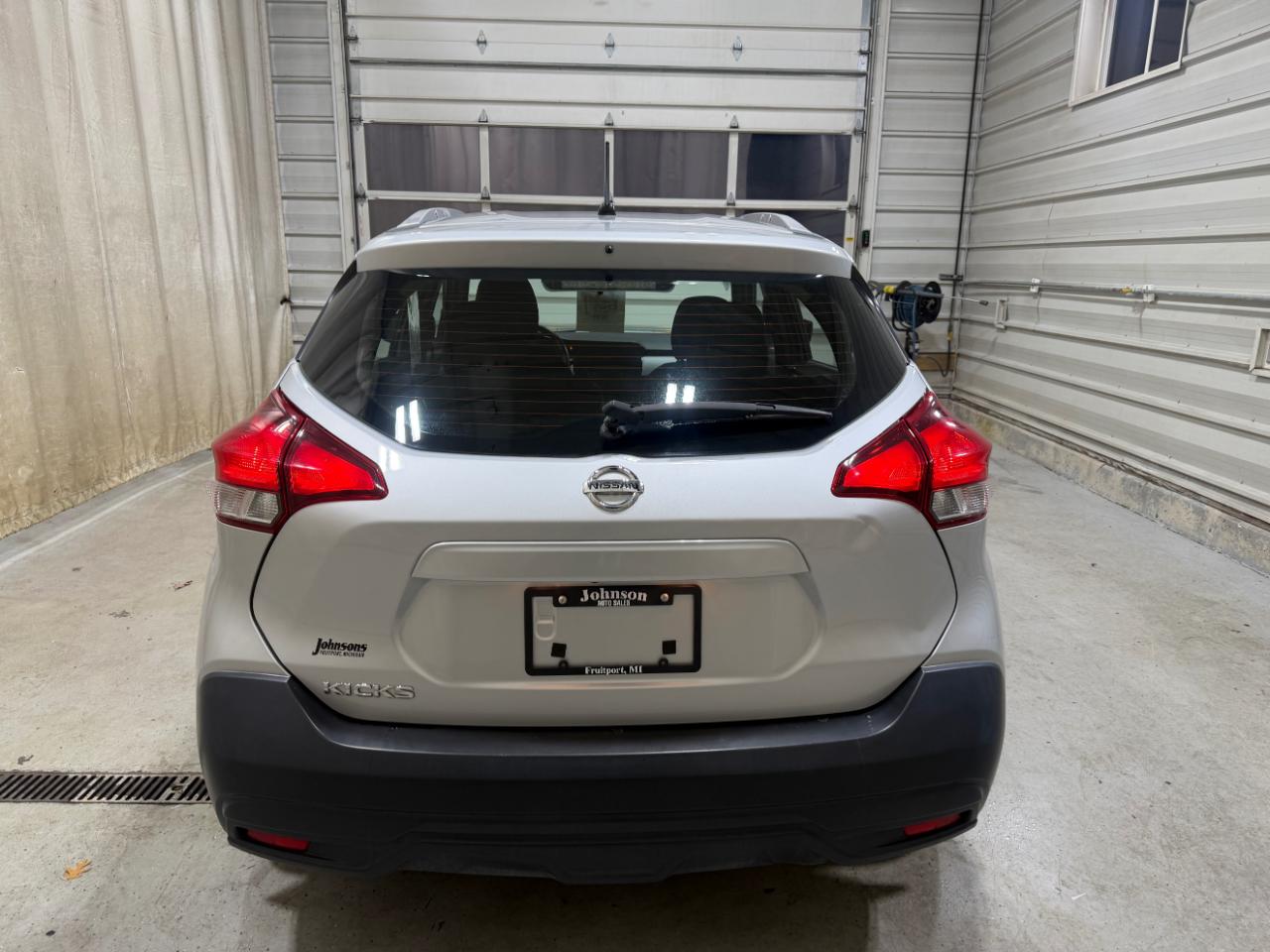 Nissan Kicks S FWD 2019