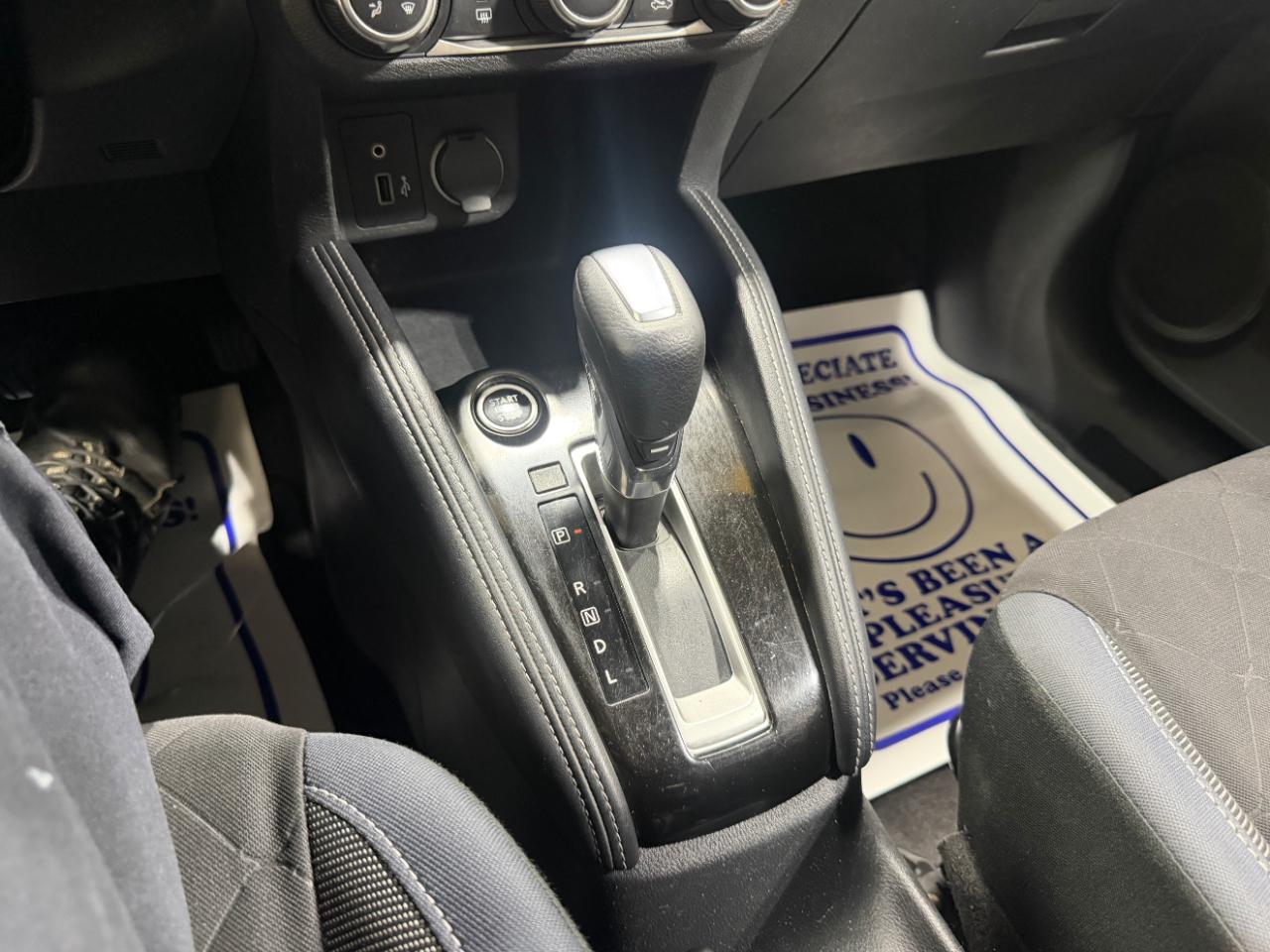 Nissan Kicks S FWD 2019