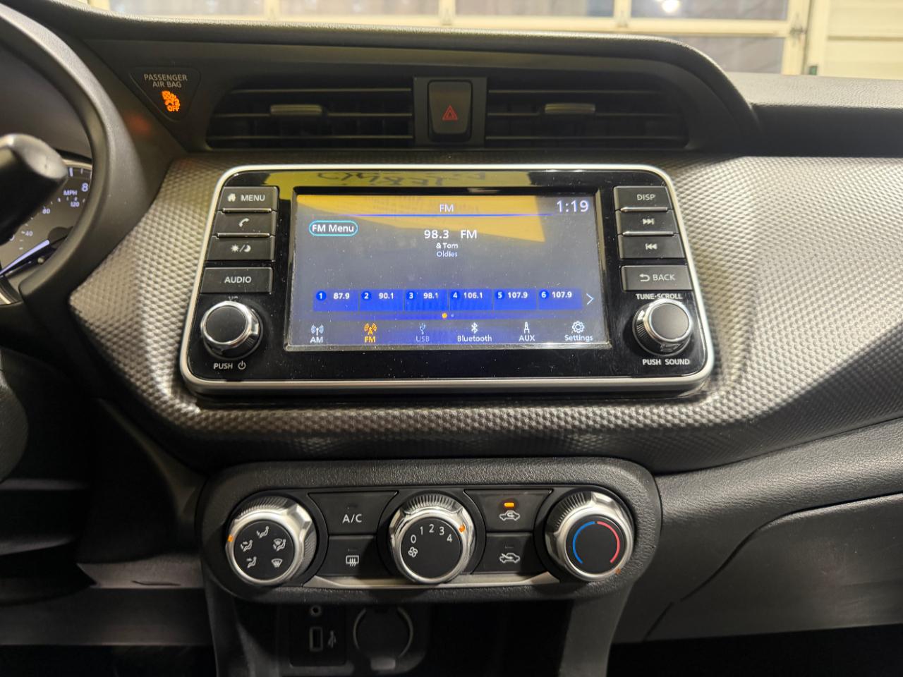Nissan Kicks S FWD 2019