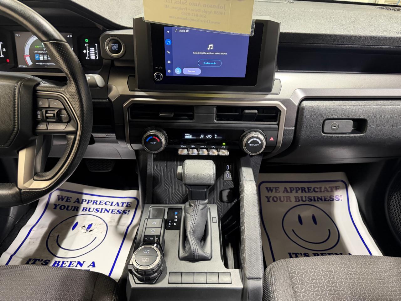 Toyota 4Runner SR5 4WD (Natl) 2025