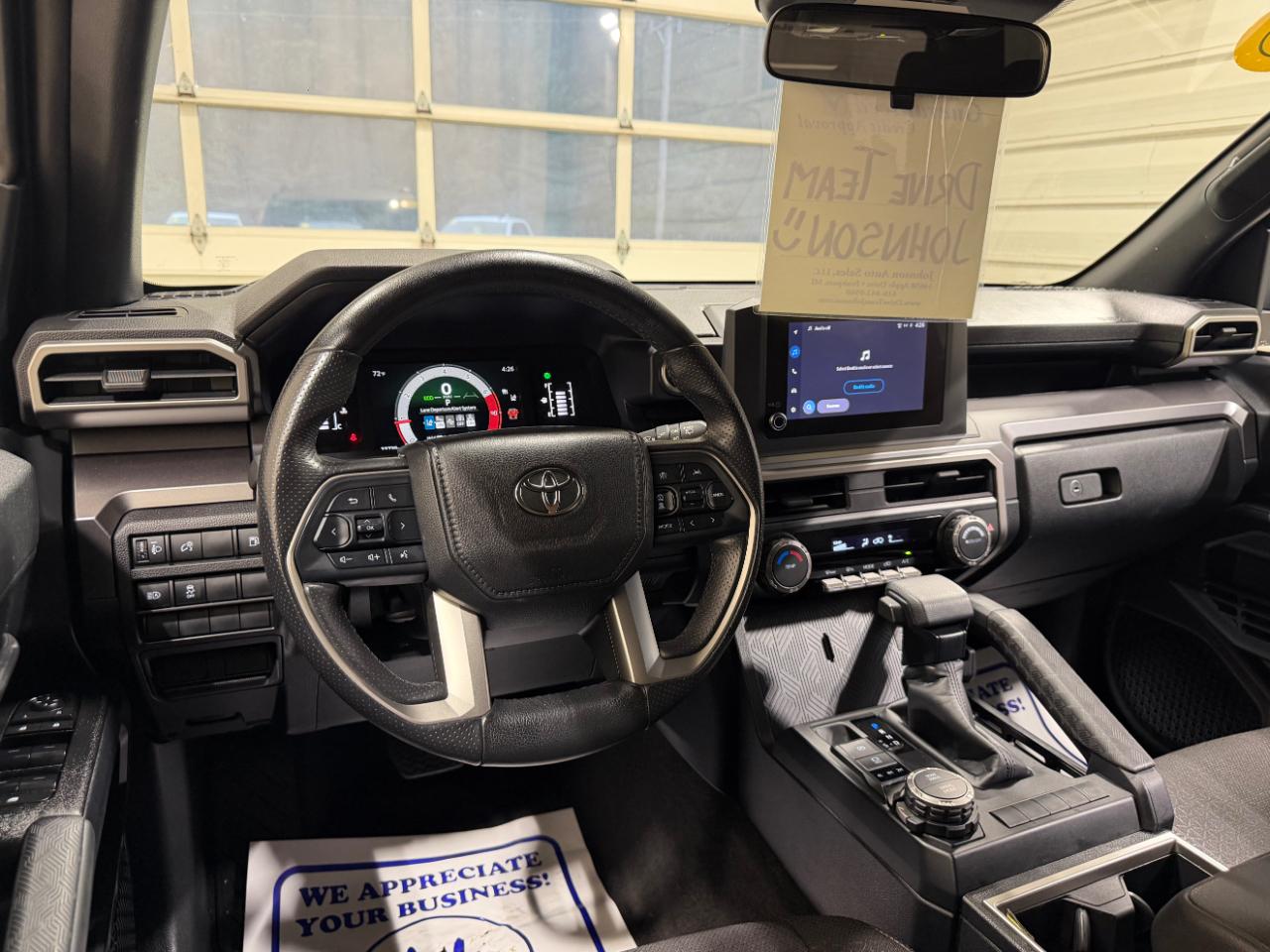 Toyota 4Runner SR5 4WD (Natl) 2025