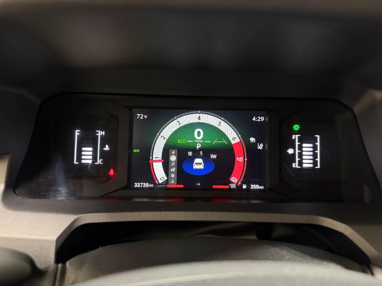 Toyota 4Runner SR5 4WD (Natl) 2025