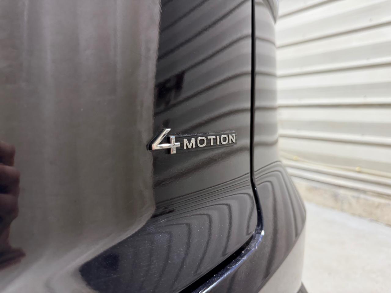 Volkswagen Atlas Cross Sport 2.0T SE w/Technology 4MOTION 2024
