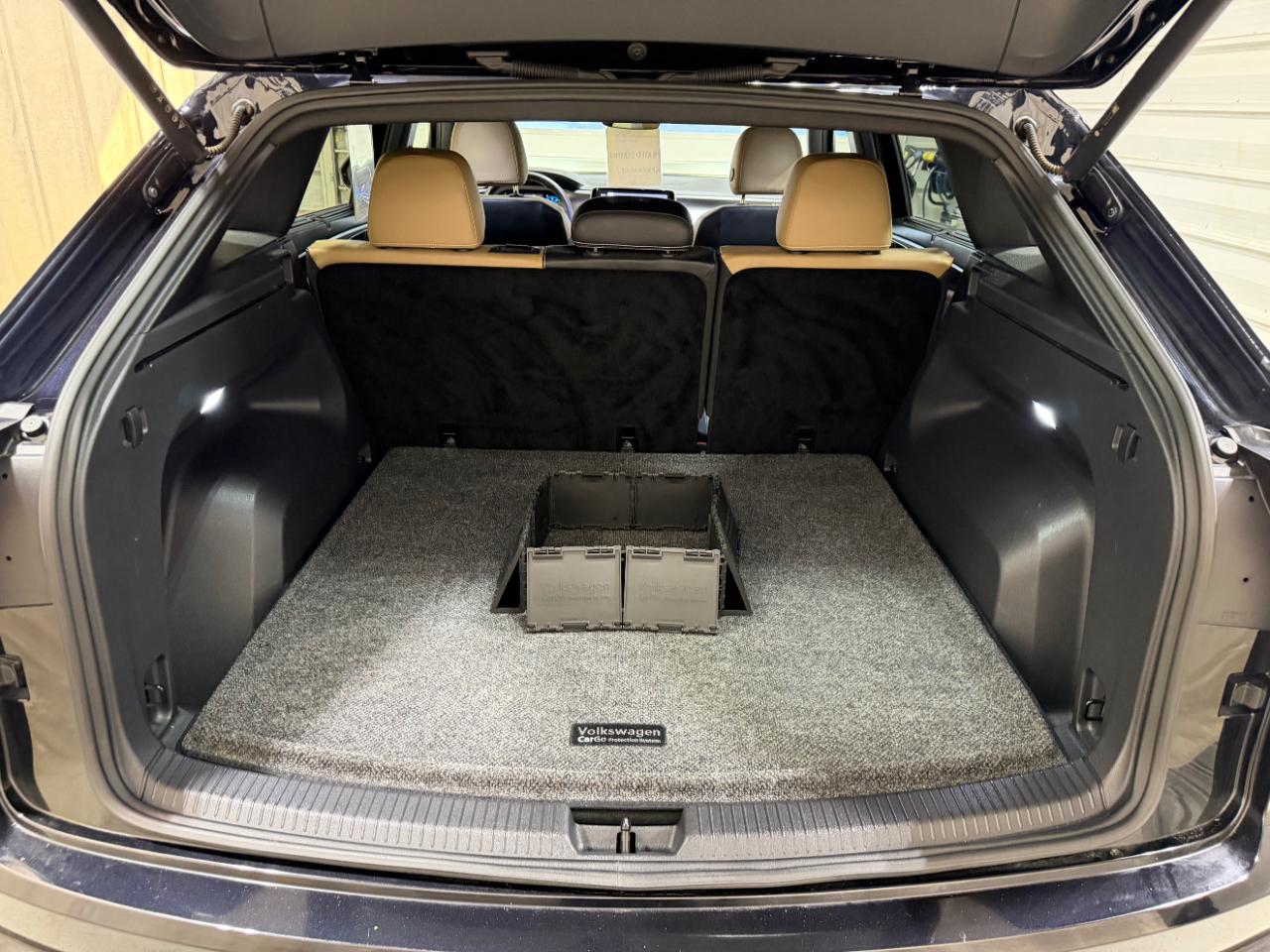 Volkswagen Atlas Cross Sport 2.0T SE w/Technology 4MOTION 2024