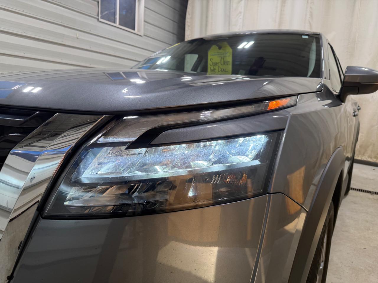Nissan Pathfinder SV 4WD 2024