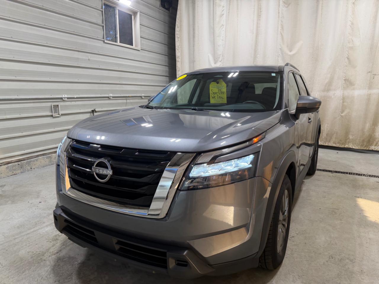 Nissan Pathfinder SV 4WD 2024
