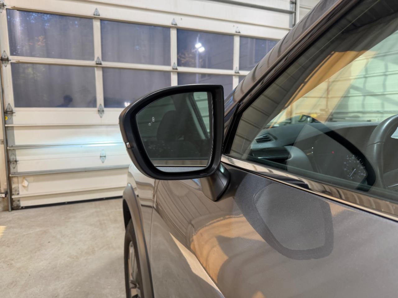 Nissan Pathfinder SV 4WD 2024