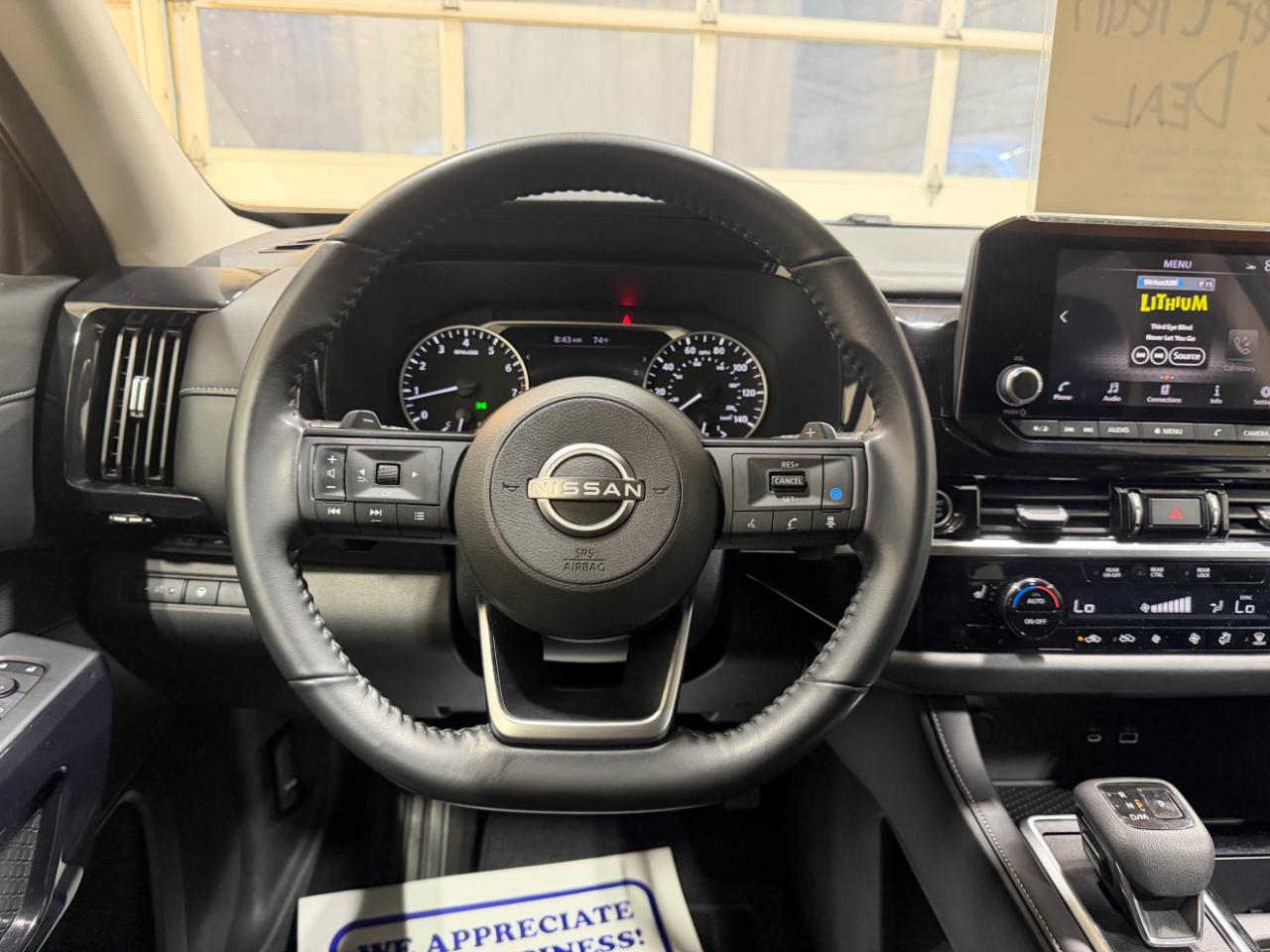 Nissan Pathfinder SV 4WD 2024