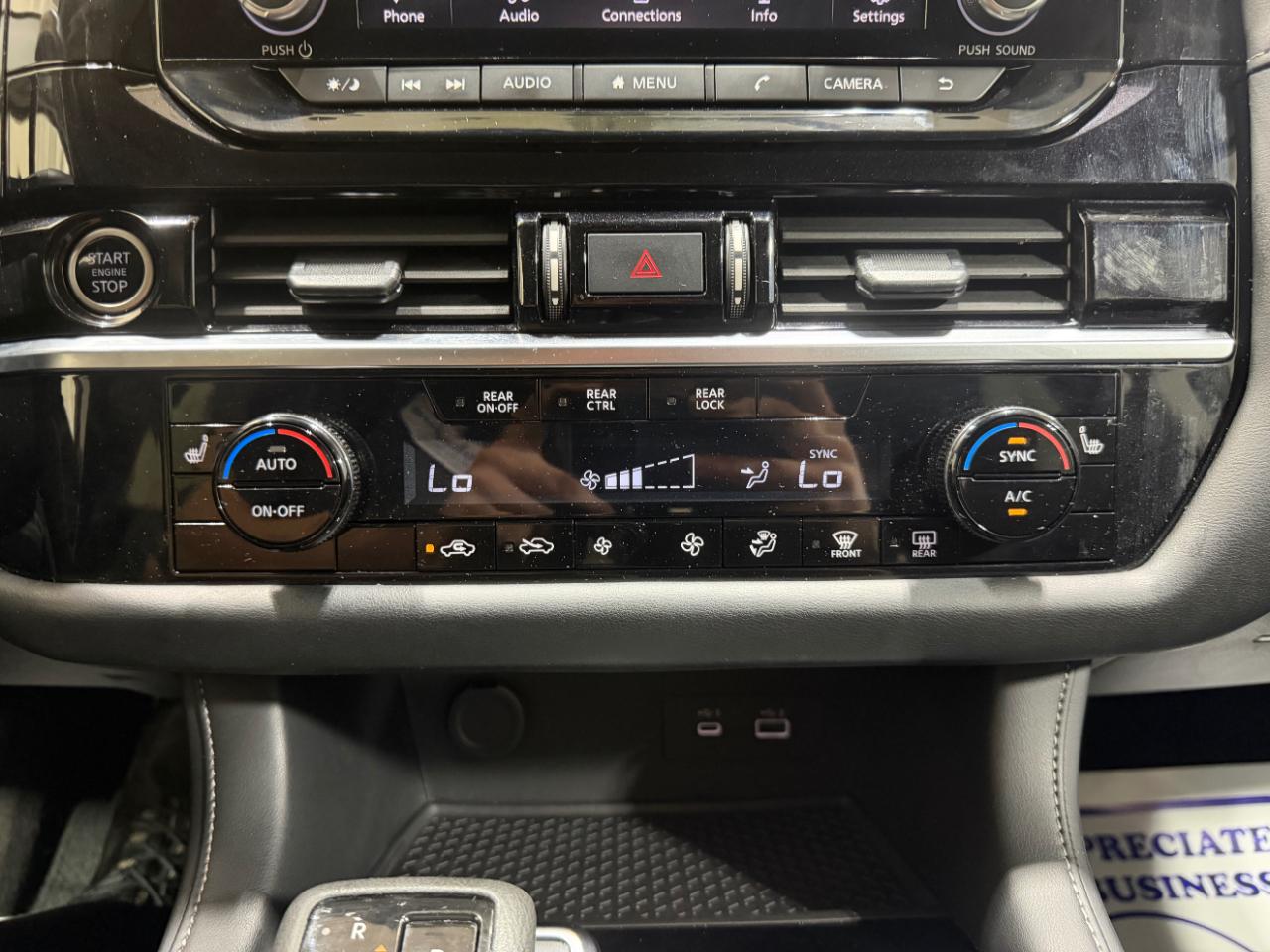 Nissan Pathfinder SV 4WD 2024