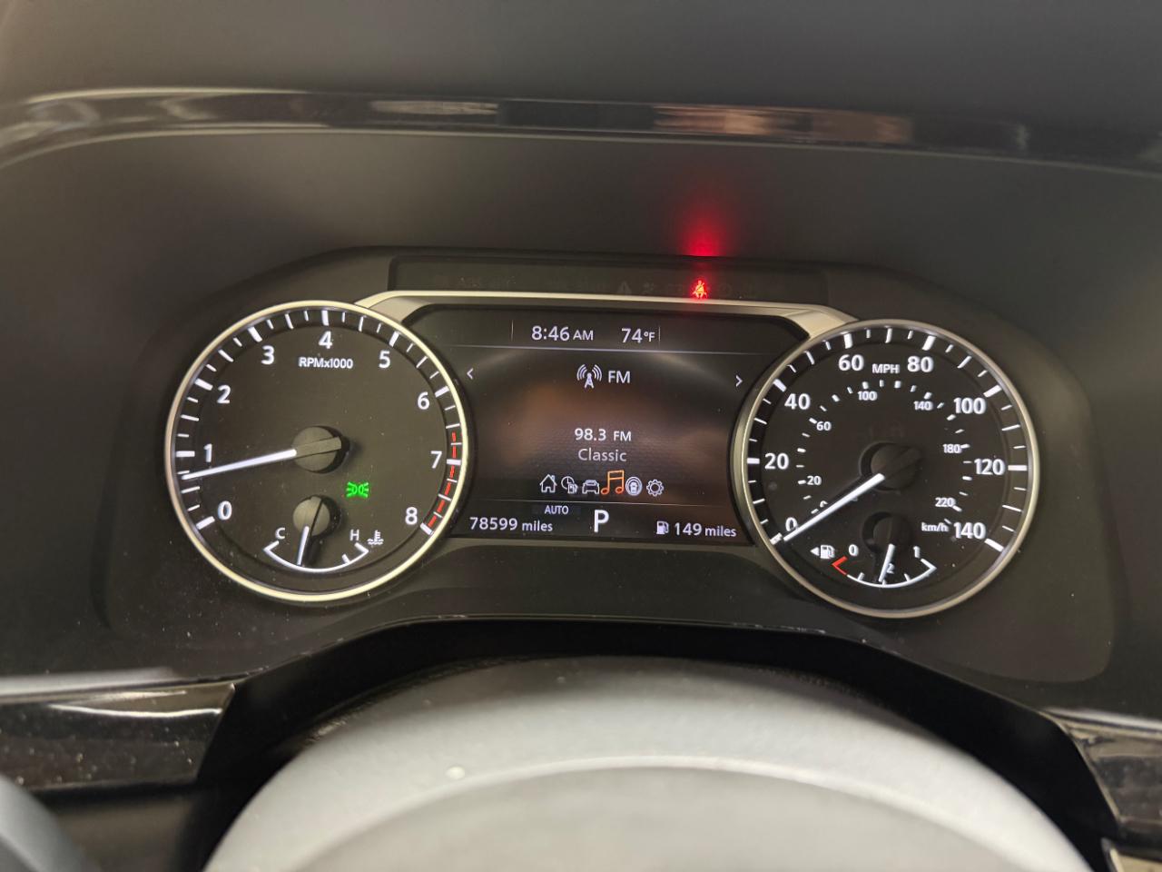 Nissan Pathfinder SV 4WD 2024