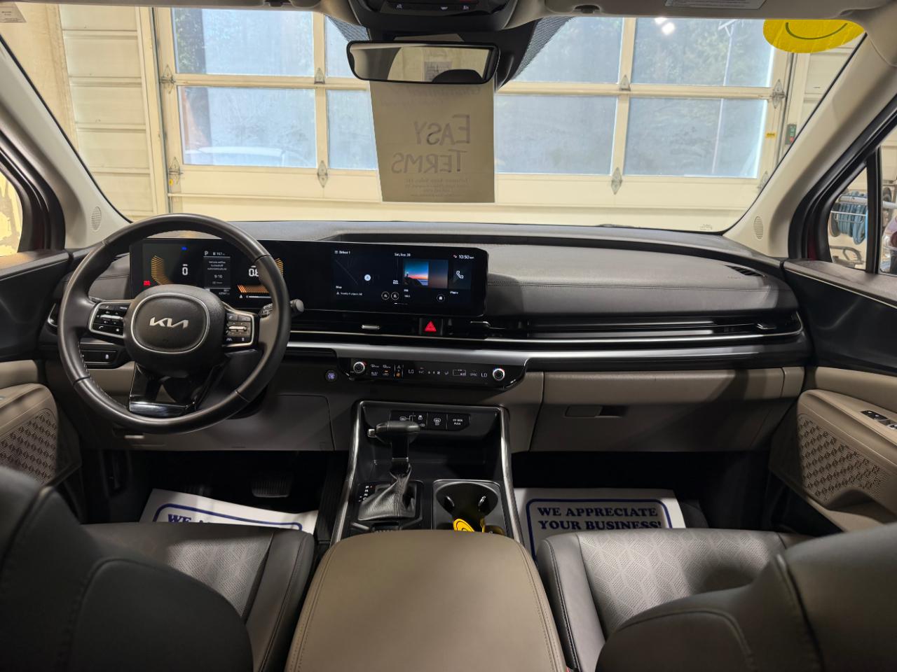 Kia Carnival LXS FWD 2025