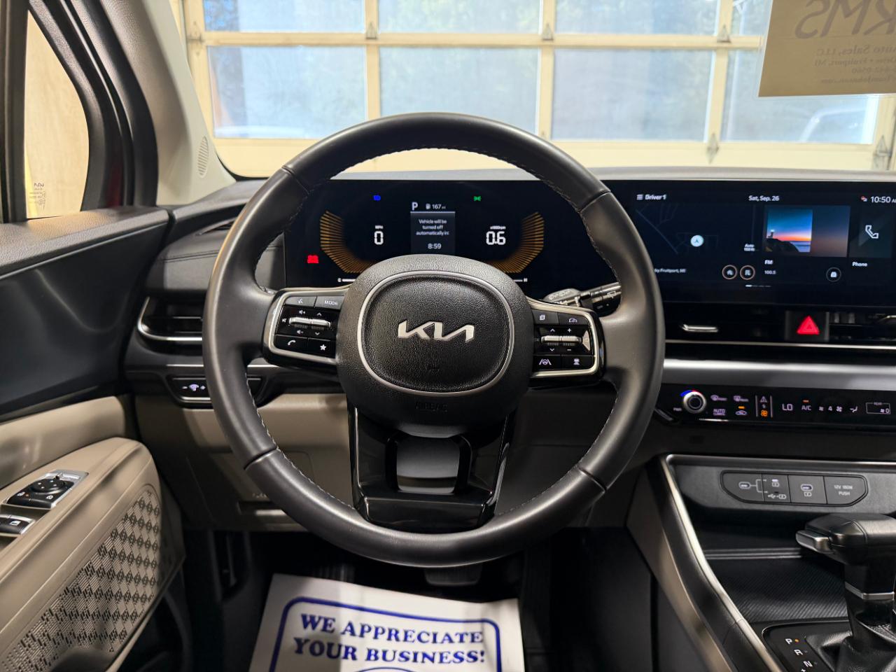 Kia Carnival LXS FWD 2025
