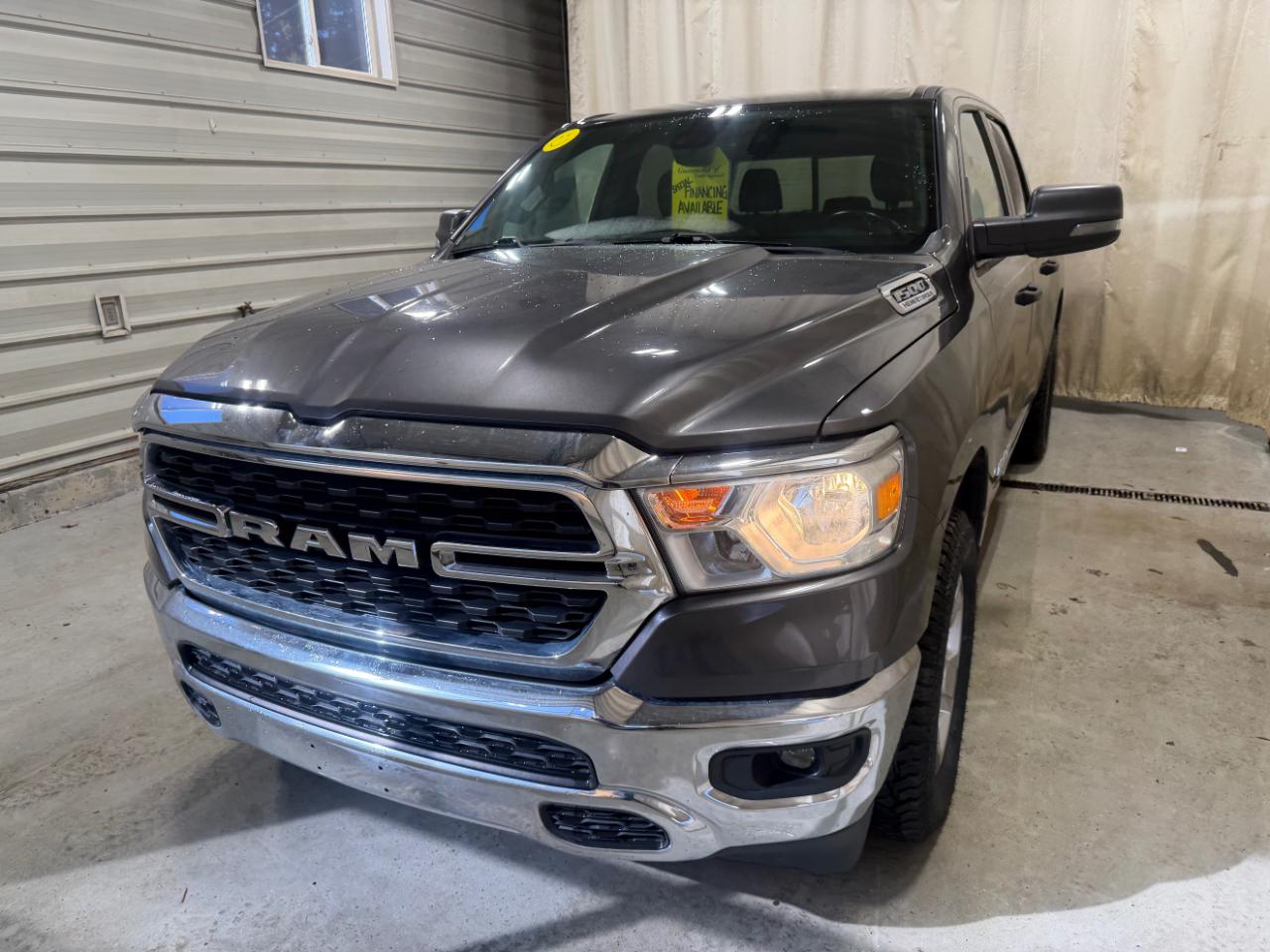 RAM 1500 Big Horn 4x4 Crew Cab 5'7" Box 2023