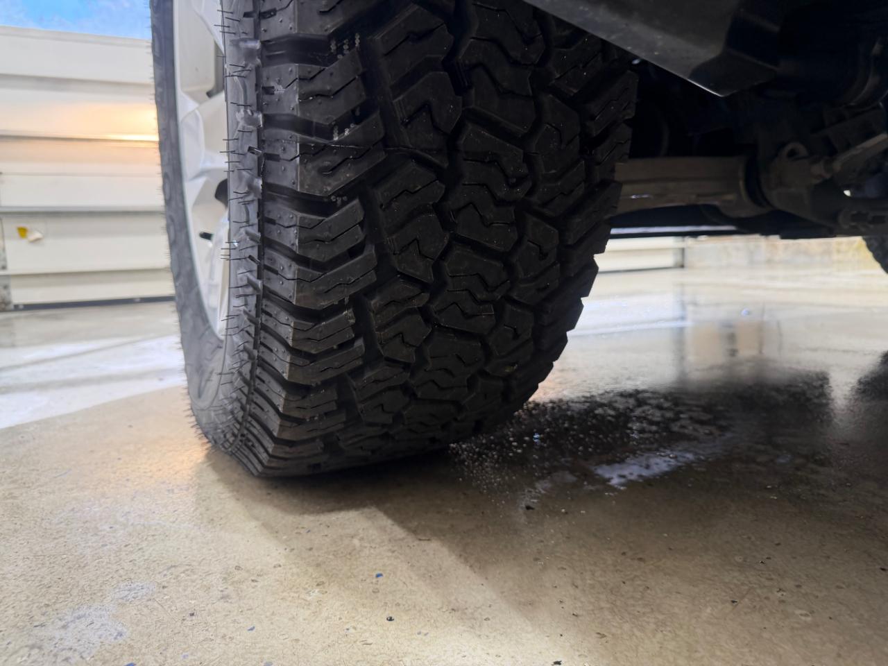 RAM 1500 Big Horn 4x4 Crew Cab 5'7" Box 2023