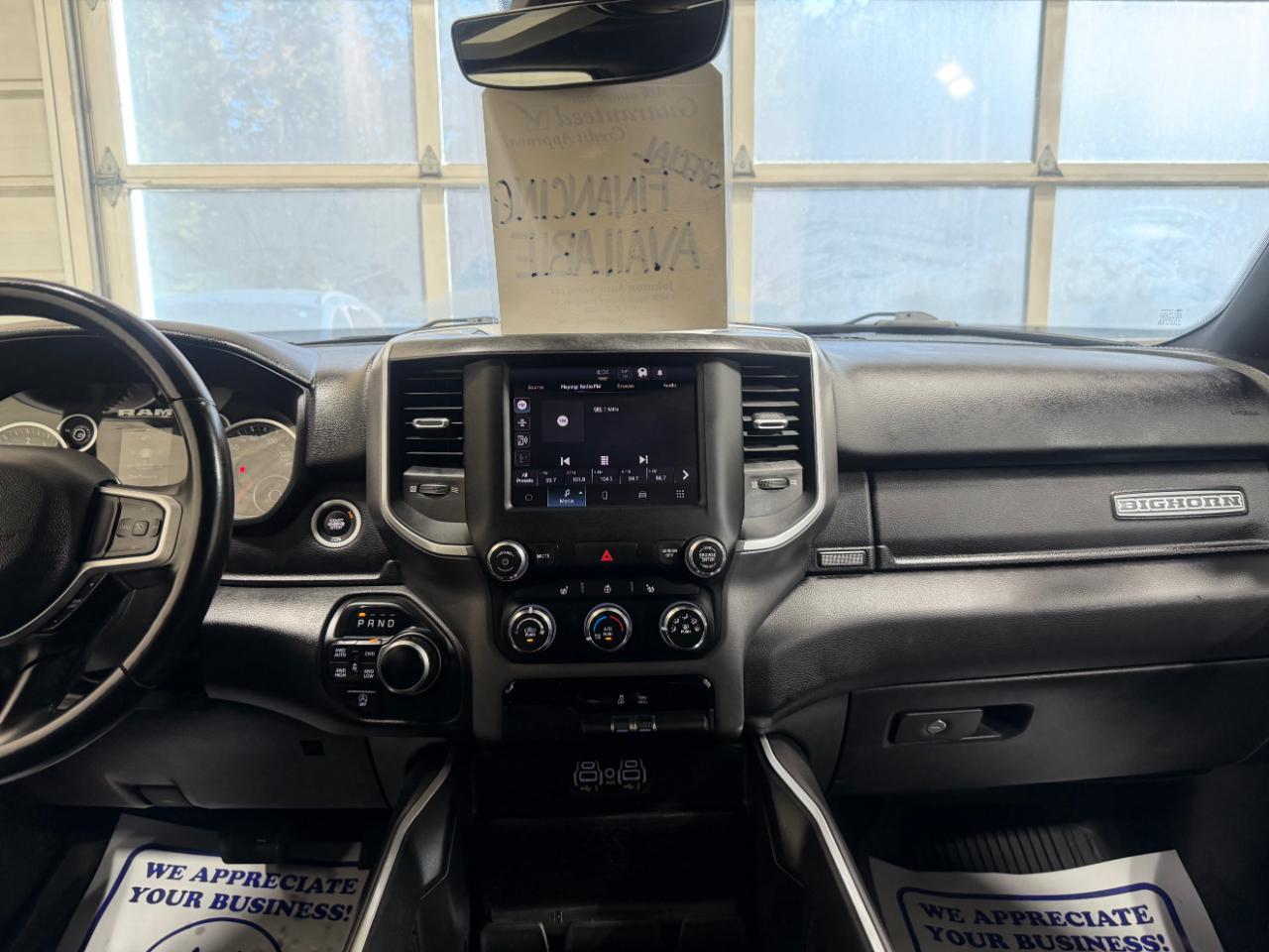 RAM 1500 Big Horn 4x4 Crew Cab 5'7" Box 2023