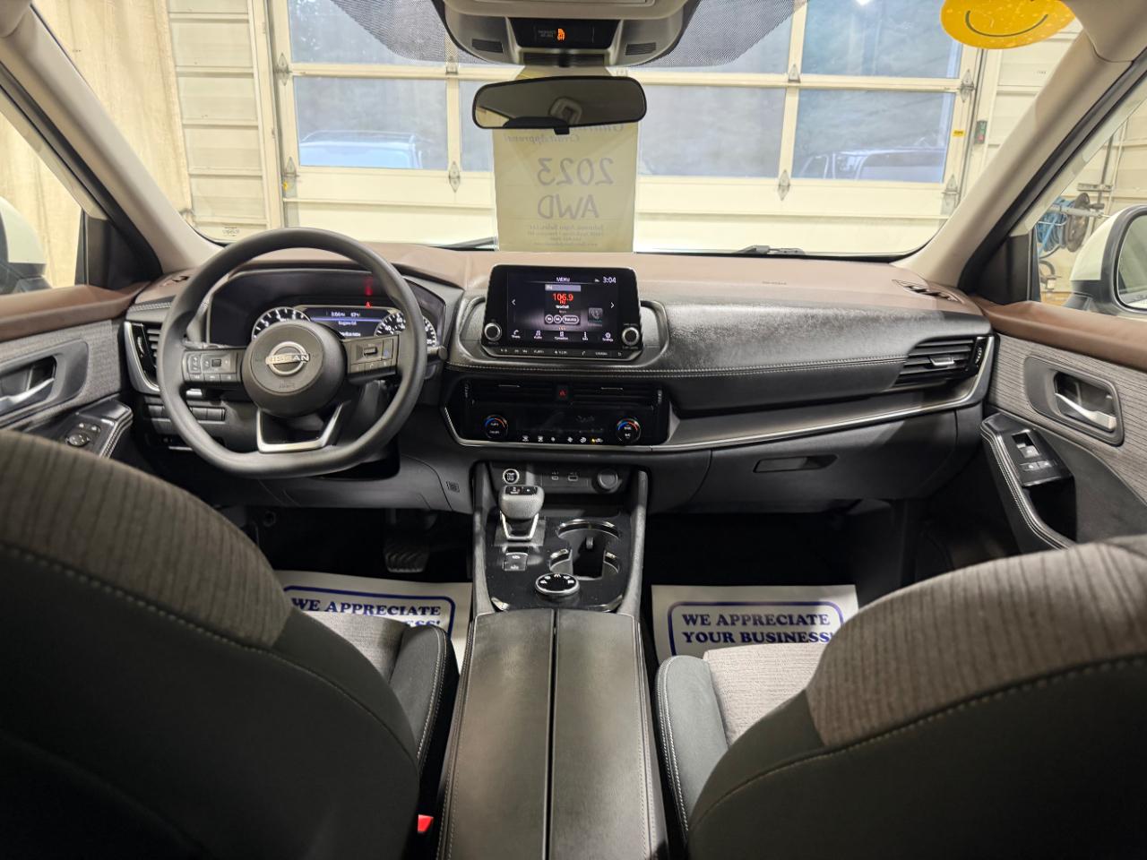 Nissan Rogue AWD SV *Ltd Avail* 2023