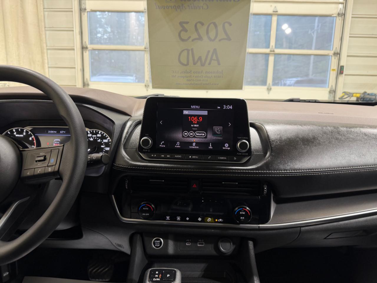 Nissan Rogue AWD SV *Ltd Avail* 2023