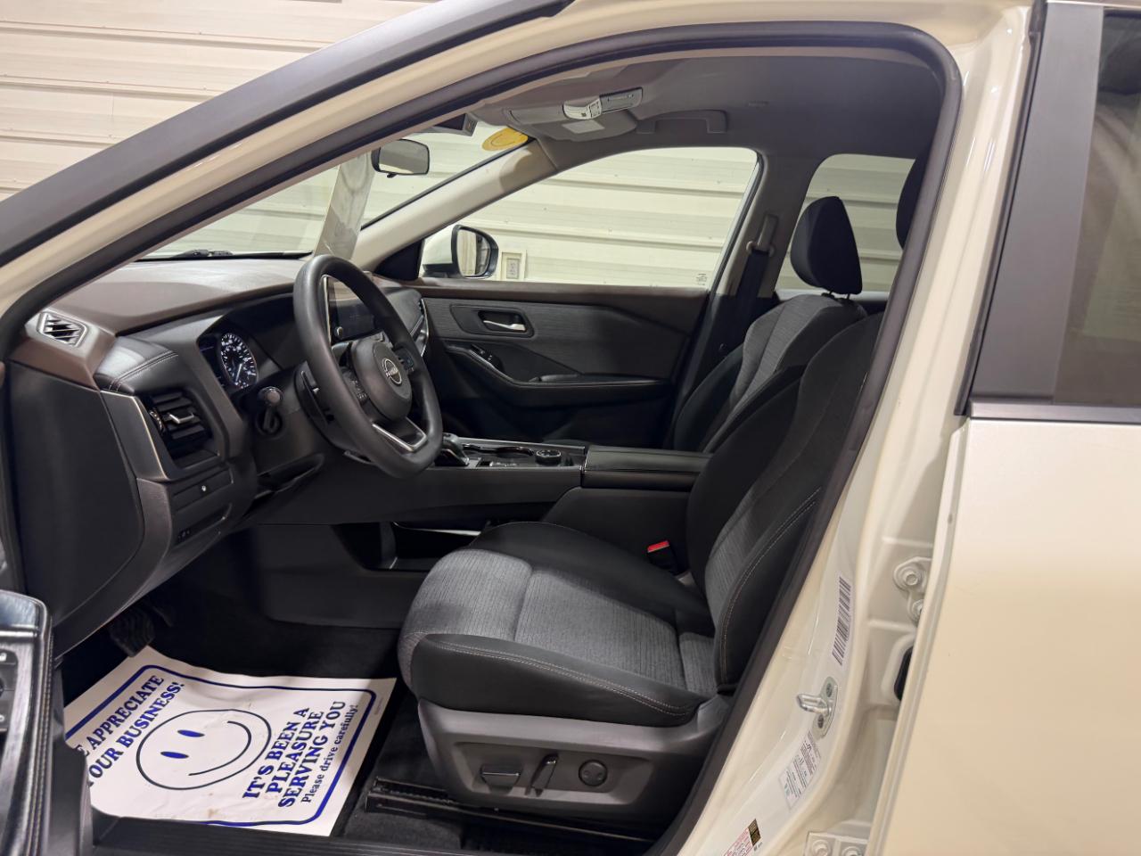 Nissan Rogue AWD SV *Ltd Avail* 2023