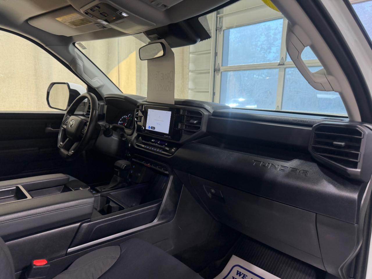 Toyota Tundra 4WD SR5 CrewMax 5.5' Bed (Natl) 2023
