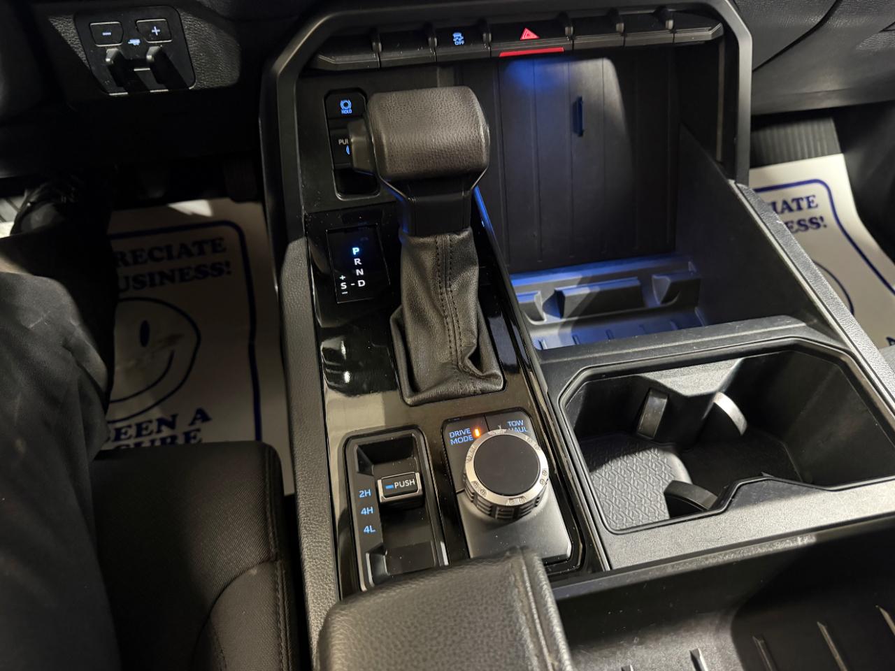Toyota Tundra 4WD SR5 CrewMax 5.5' Bed (Natl) 2023