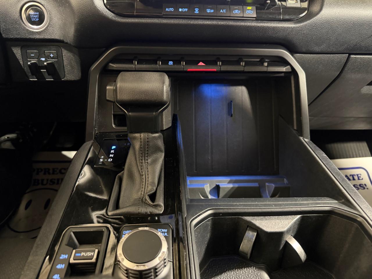 Toyota Tundra 4WD SR5 CrewMax 5.5' Bed (Natl) 2023