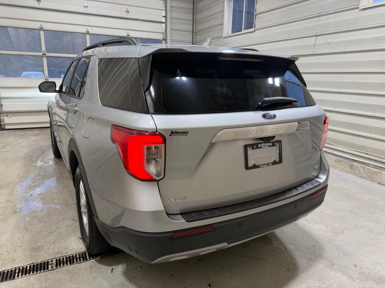 Ford Explorer XLT 4WD 2020