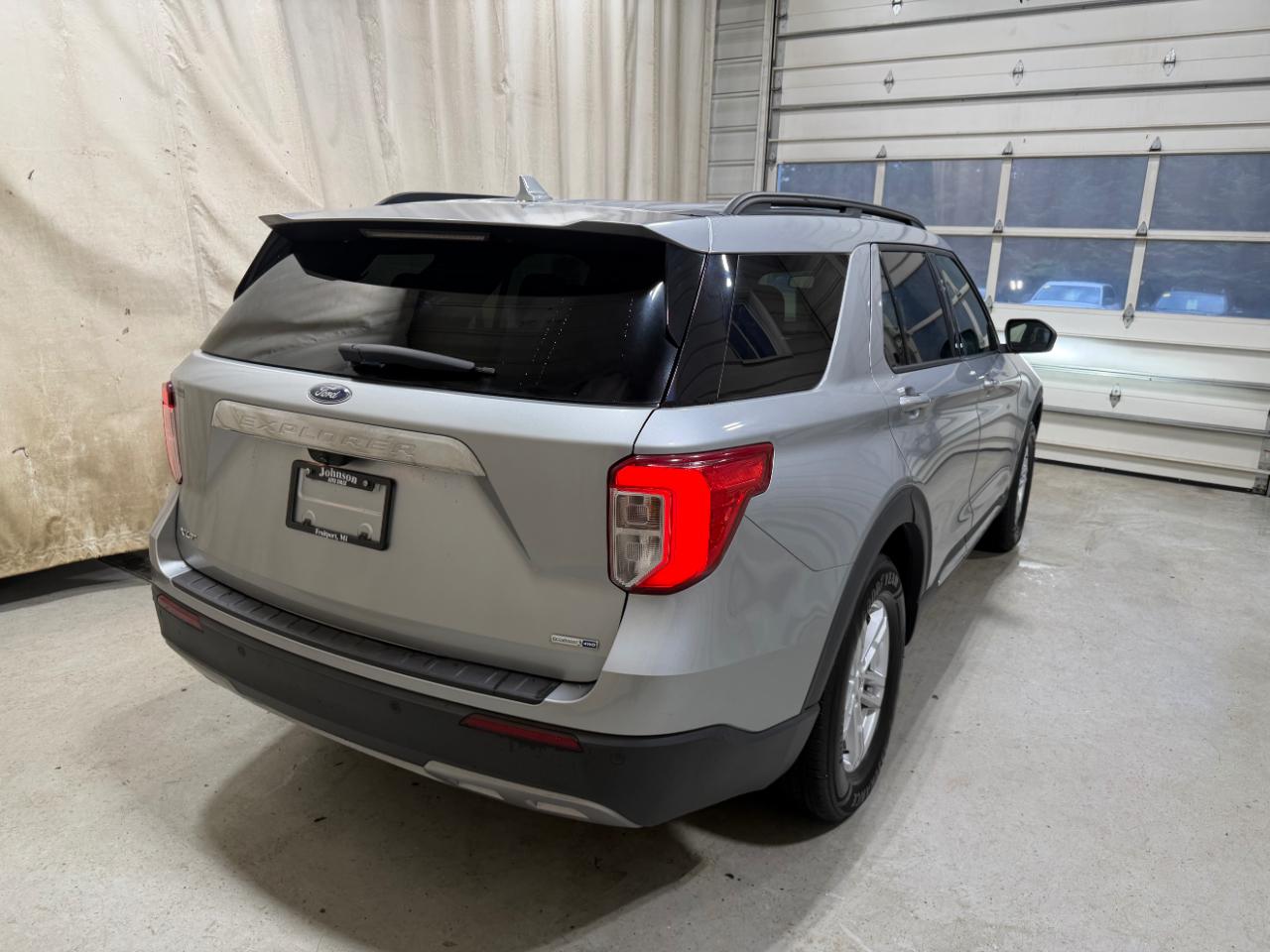 Ford Explorer XLT 4WD 2020