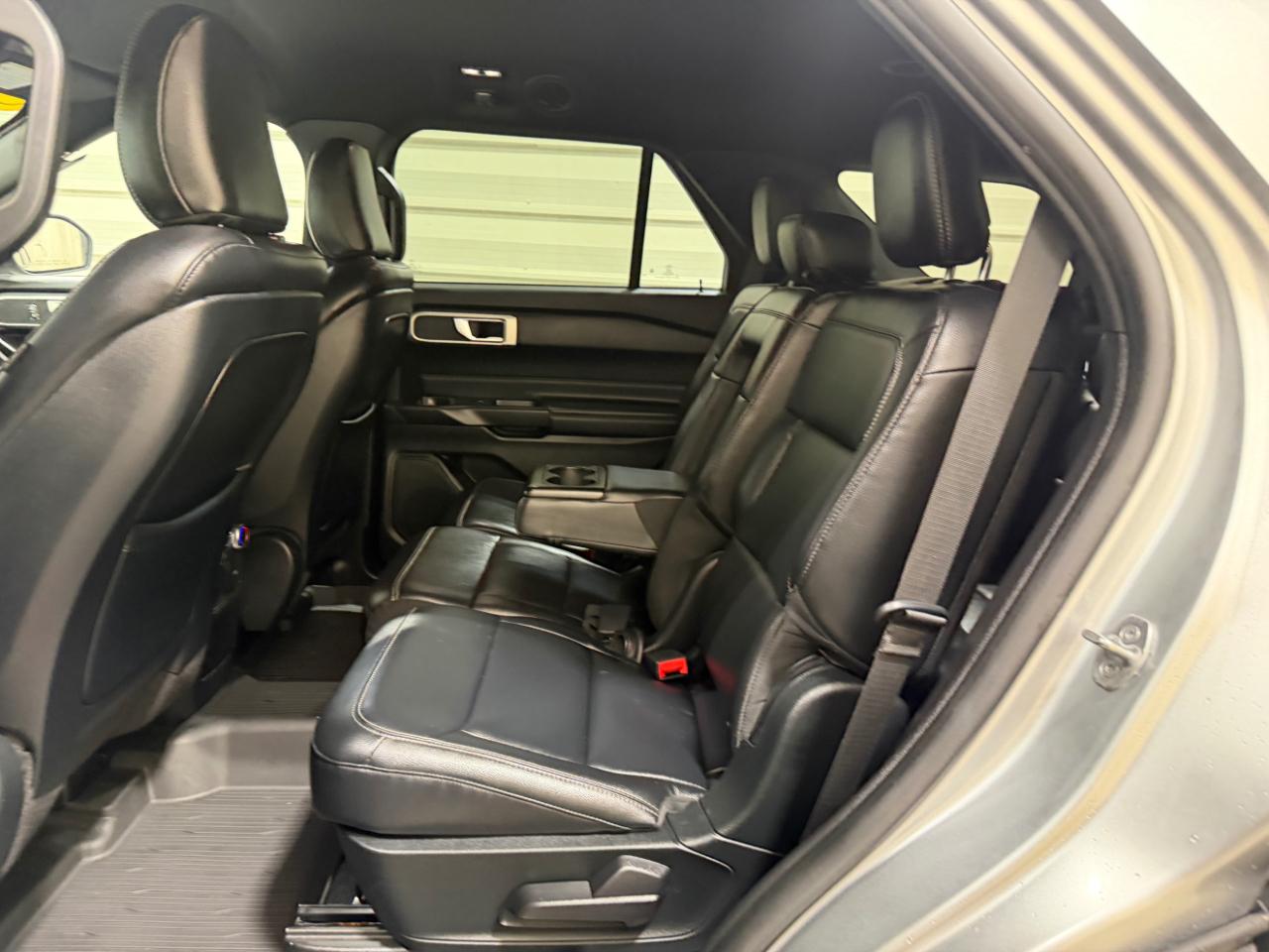 Ford Explorer XLT 4WD 2020