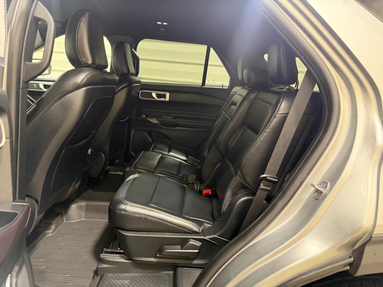 Ford Explorer XLT 4WD 2020