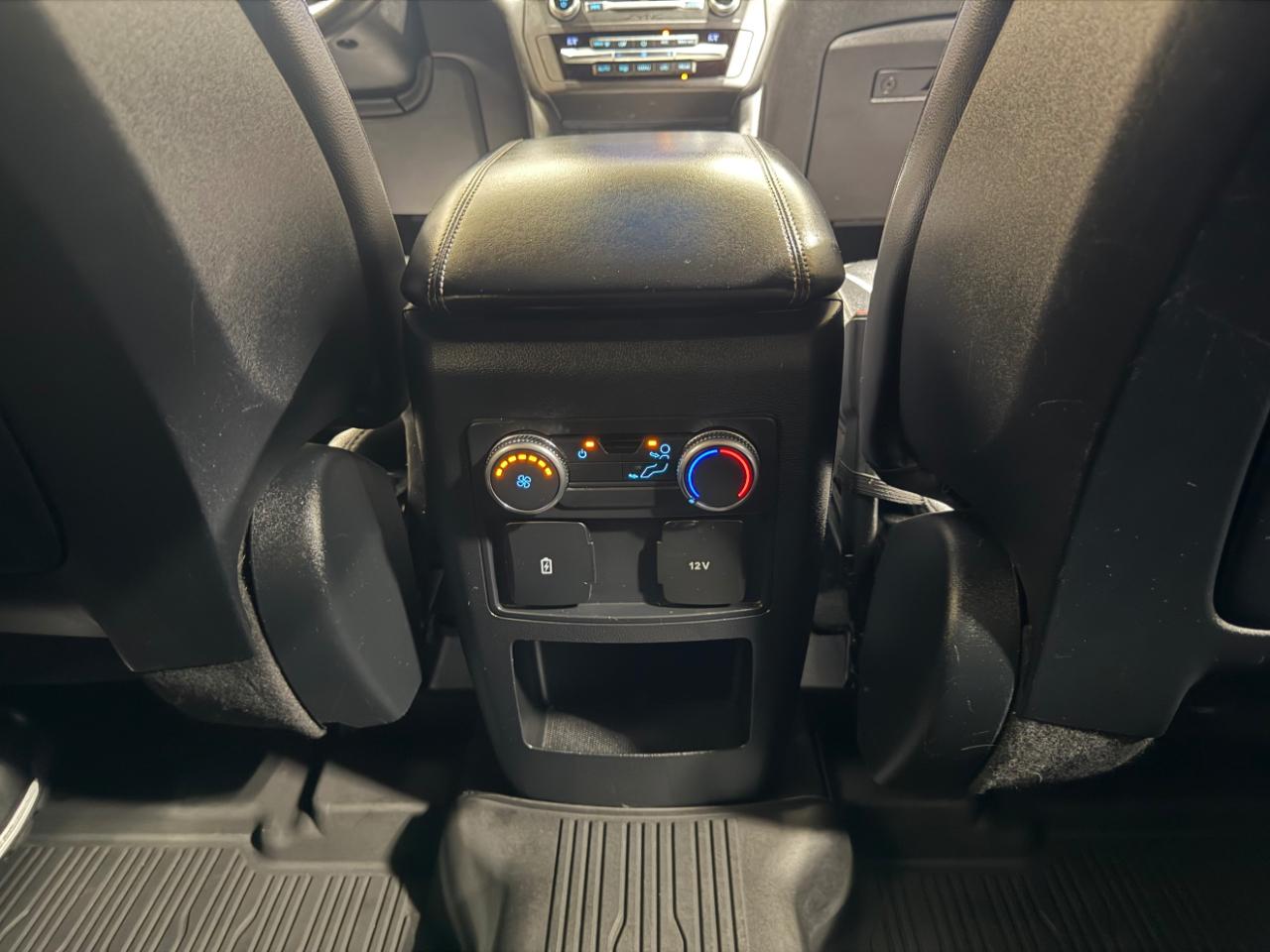 Ford Explorer XLT 4WD 2020