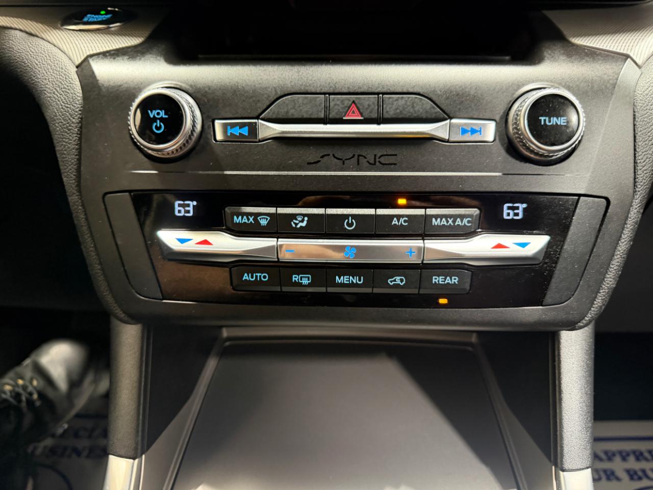 Ford Explorer XLT 4WD 2020