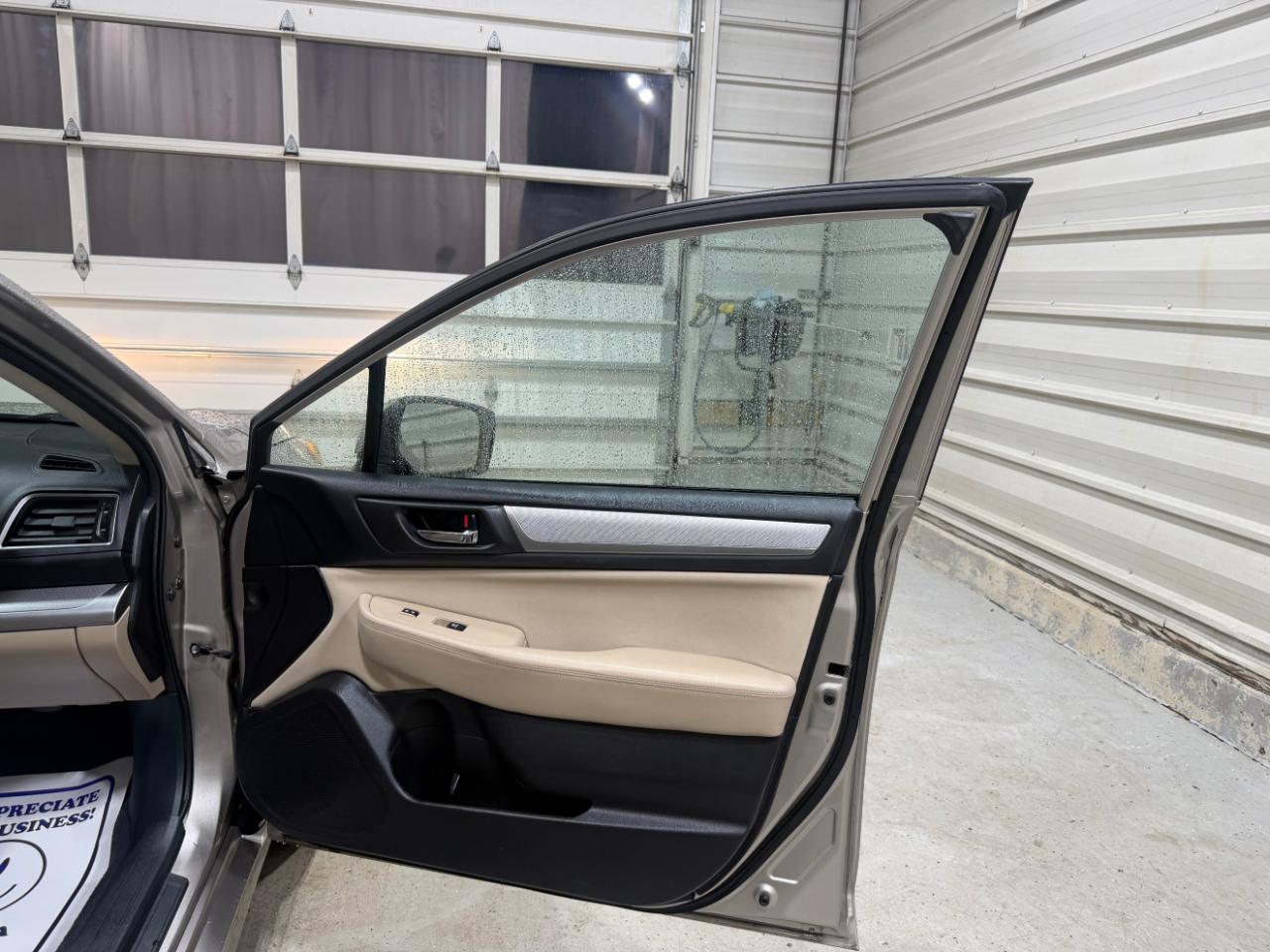 Subaru Legacy 2.5i Premium 2017